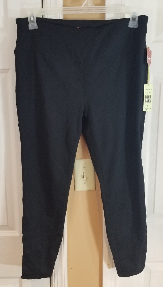 Tangerine Black 3/4 Legging Workout Pants